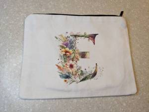 lot 423 image: New Cosmetic Bag Pouch Letter E Flowers P