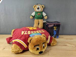 lot 248A image: Brand New Minnesota Twins MLB Josh Donaldson Bobblehead, Minnesota Gophers Pillow Pal, Minnesota Wild Teddy Bear B