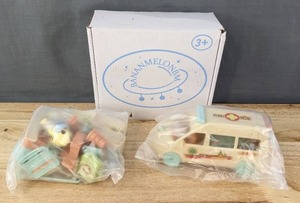 lot 140G image: Brand New BananMelonBM Medical Doll House Toy Set B