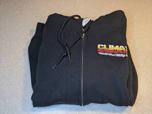 lot 432 image: Gildan Climax Motor Sports Park Black Zip Up Hoodie Mens Size Large P