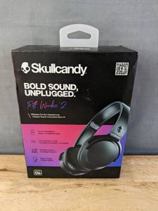 lot 134F image: Brand New Skullcandy Riff 2 On-Ear Wireless Headphones N