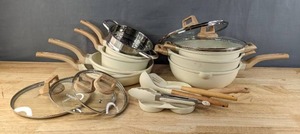 lot 26F image: Carote 17 Piece White Granite Pots and Pans Set B