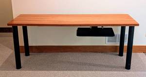 lot 23 image: Room and Board Cherry Wood Topped Work Desk
