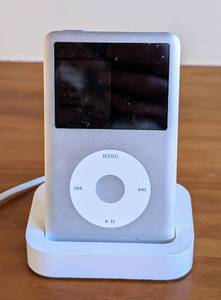 lot 77 image: 80GB Apple IPod