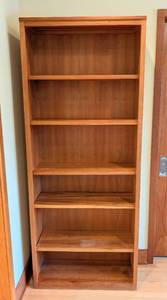 lot 18 image: Room and Board Cherry Wood Bookcase