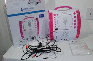 lot 289 image: Singing Machine, Karaoke Machine.