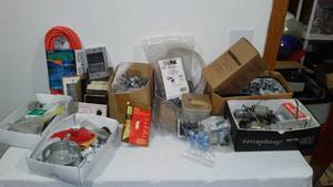 lot 300 image: Variety Of Electrical Supply.