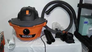 lot 369 image: Ridgid 6gal. WetDry Vac.