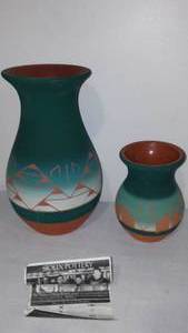 lot 374 image: Native American Sioux Pottery, Vintage (2)