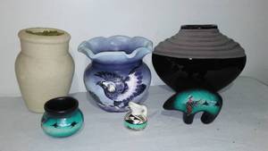 lot 396 image: Vases (3)  Native Decor