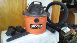 lot 438 image: Ridgid 9gal. WetDry Vac.