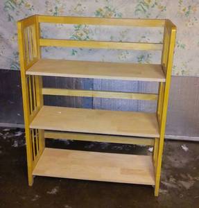 lot 583 image: Collapsible Wood Bookshelf.
