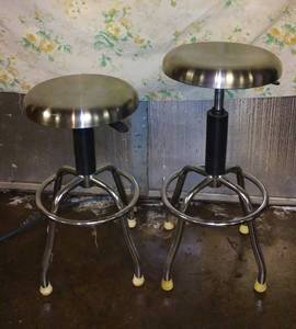 lot 608 image: Stainless Stools (2).