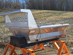 lot 1 image: Swenson Truck Dump Bed Insert P IDB 6.5 14G S2 SCDA #00002-544-17