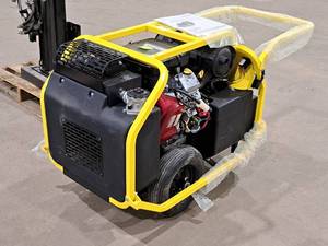 lot 44 image: Stanley 627cc Briggs & Stratton Vanguard Commercial Gas Hydraulic Power Unit GT23