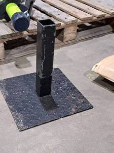 lot 169 image: BaseStand