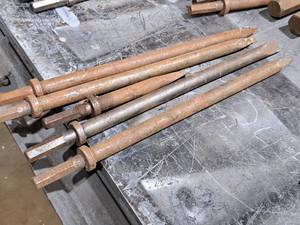 lot 180 image: Lot of (5) Assorted Hammer Drill Bits  12 Hex Head - (4) 15 and (1) 6-34