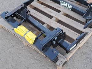 lot 212 image: Hiniker Mount Kit for 2015-newer ChevroletGMC 4x4 K2500K3500 25013354