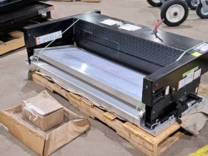 lot 22A image: Tommy Gate 5 1300-lbs Hydraulic Lift #SUT54-1342S38EA0618 (New)