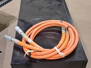lot 81 image: Goodyear 38 2250-PSI Hydraulic Hose with Connectors (Orange)