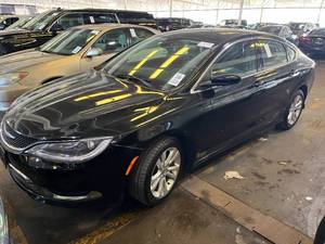 2017 Chrysler 200 Platinum