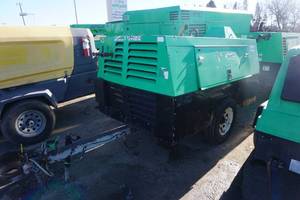 lot 17 image: 2015 Sullivan Palatek Model D185PDZSB Tow Behind Air Compressor