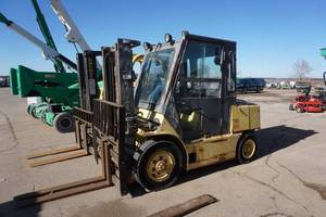 lot 12 image: 1970s Hyster Model H80E Diesel Powered Forklift