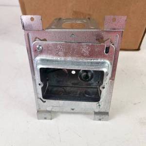 lot 17 image: Lot Of 10 New Cooper B-Line BB73 Double Sided Box Support Brackets With Boxes