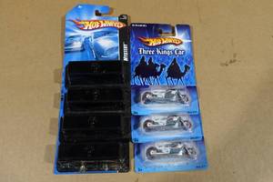 4 Mystery Hot Wheels & 3 Hot Wheels 3 Kings Cars