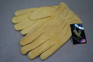Yellow Deer Split Gloves