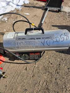 lot 18 image: Coleman Powermate Forced Air Heater 50,000-80,000 BTU