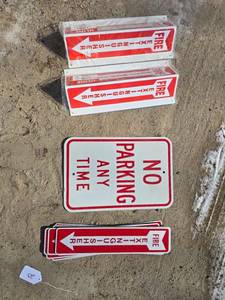 lot 23 image: No Parking and Fire Extinguisher Signs