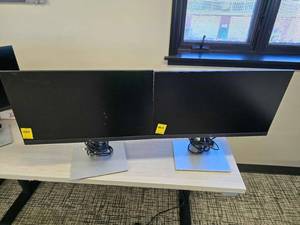 lot 106A image: (2) Two - Dual HP Series 7 Pro 724pf 23.8-inch FHD Monitor with HDMI cable