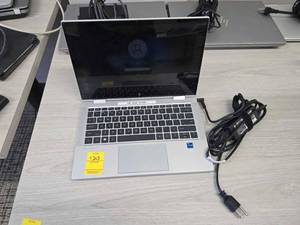 lot 120 image: HP Elitebook Laptop intel core i7
