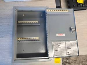 lot 149 image: Keybox including key