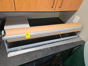 lot 194 image: Paper cutter with paper