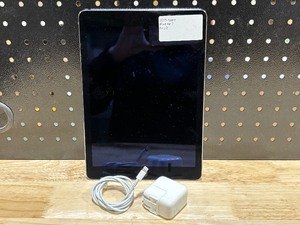 lot 23 image: 2015 Apple iPad Air 2