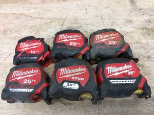 Lot of 6 - Non-Working Milwaukee Tape Measures