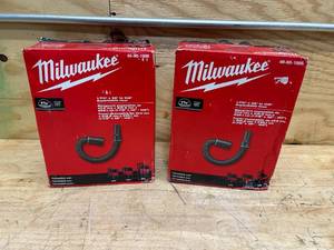 MILWAUKEE Lot of 2- 1-78 in. 32 in. - 102 in. Expandable Hoses for WetDry Shop Vacuums