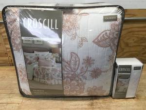 Queen Size Bedsheet Set With Extra Pillow Sham