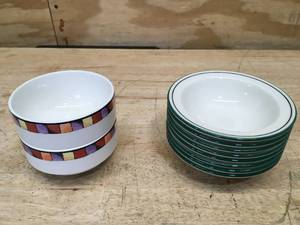 Lot of 10 - Small Bowls