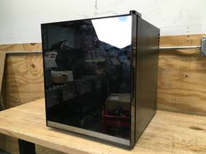 Avanti Mini Fridge Model # SBCA017G