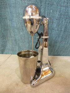 lot 12 image: Hamilton Beach Classic Drink Mixer