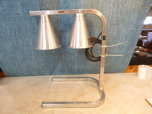 lot 15 image: Carlisle 2-Bulb Heat LampFood Warmer