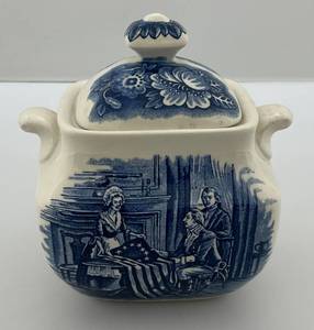 lot 112 image: Vintage LIBERTY BLUE Staffordshire England BETSY ROSS Sugar Bowl With Lid 4 12L  x 4 12H  x 3 12W