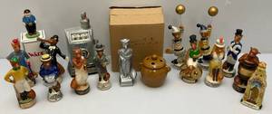 lot 168 image: Misc. Vintage Collectible Jim Beam Items & More