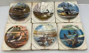 lot 198 image: 1980s Bradford Exchange Dominion China Donald Pentz  Wildlife Collectors Plates (NEW OLD STOCK)