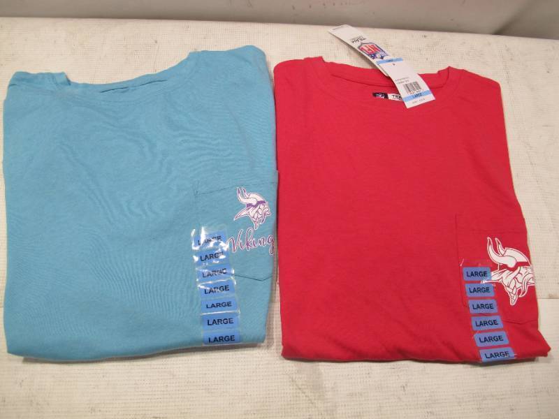 lot 382 image: NEW Pair of WOMENS Short Sleeve Minnesota Vikings T-Shirts - Teal and Pink - XL