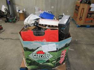 lot 100 image: Pallet of Store Overstock and Ecommerce Product and Returns
