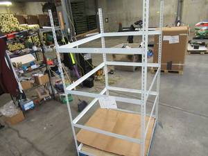 lot 107 image: Adjustable White Metal Frame Built to Fit Onto Pallets - Perfect for Projects